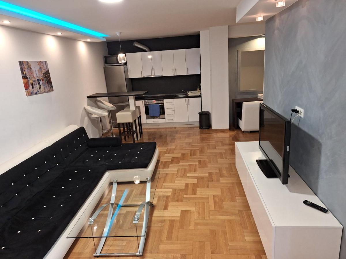 באניה לוקה Luks Apartment מראה חיצוני תמונה