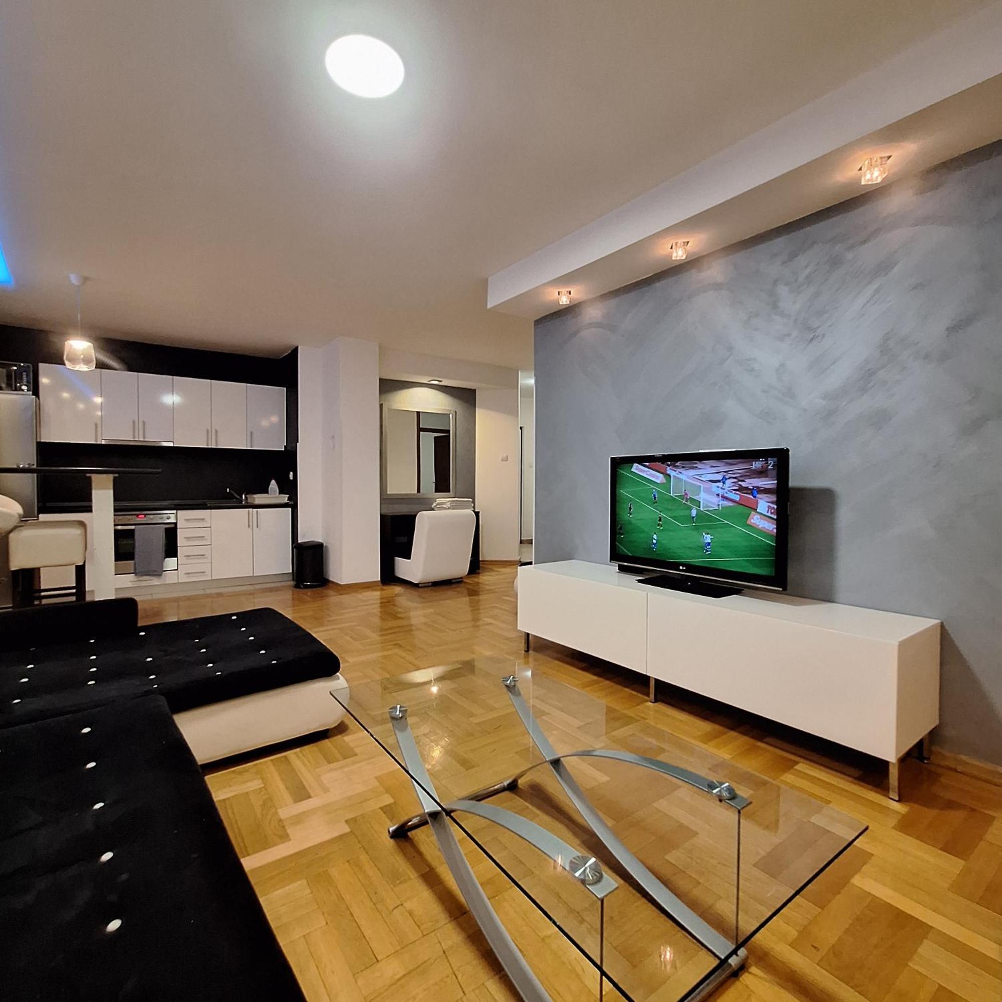 באניה לוקה Luks Apartment מראה חיצוני תמונה