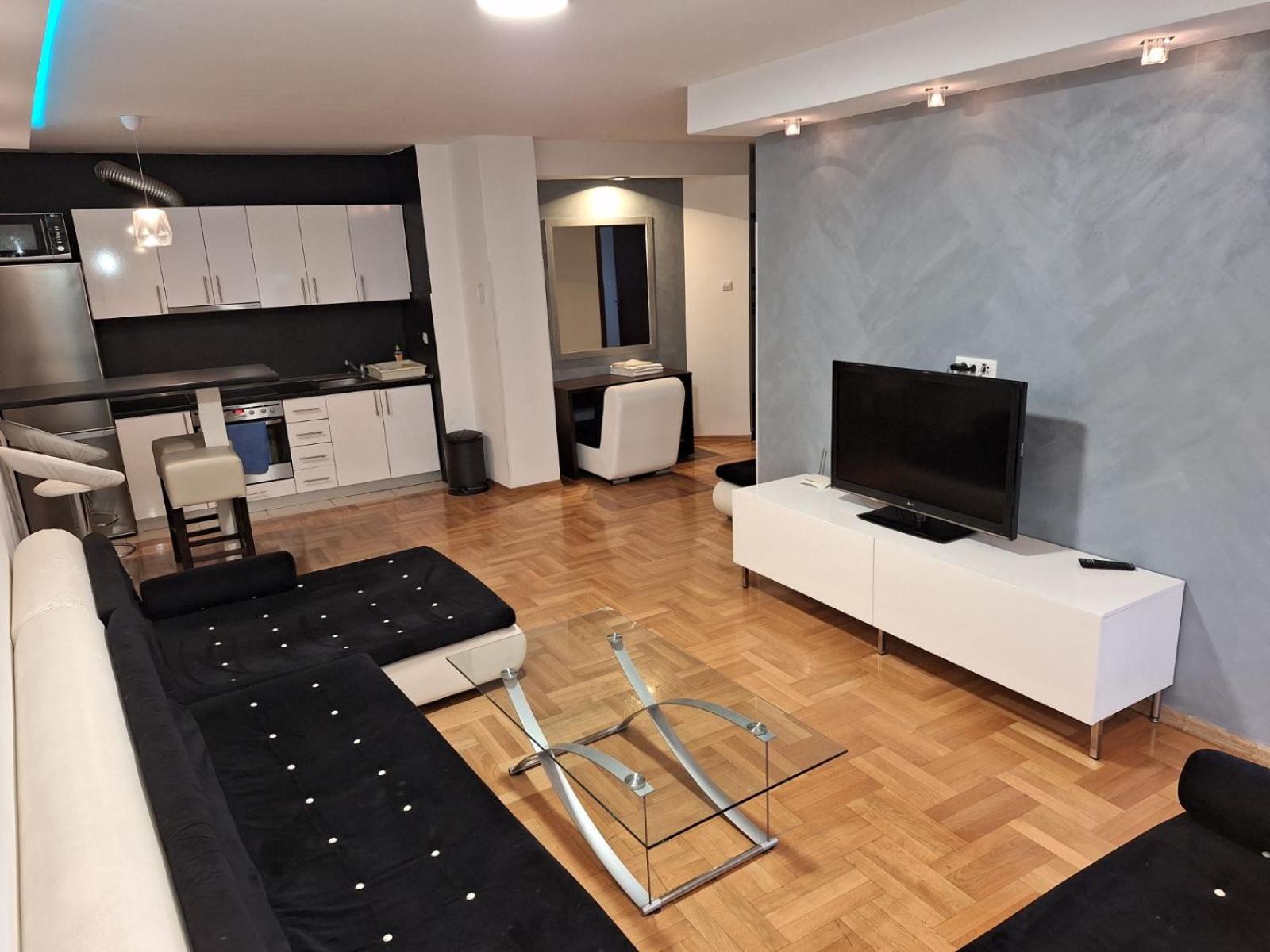 באניה לוקה Luks Apartment מראה חיצוני תמונה