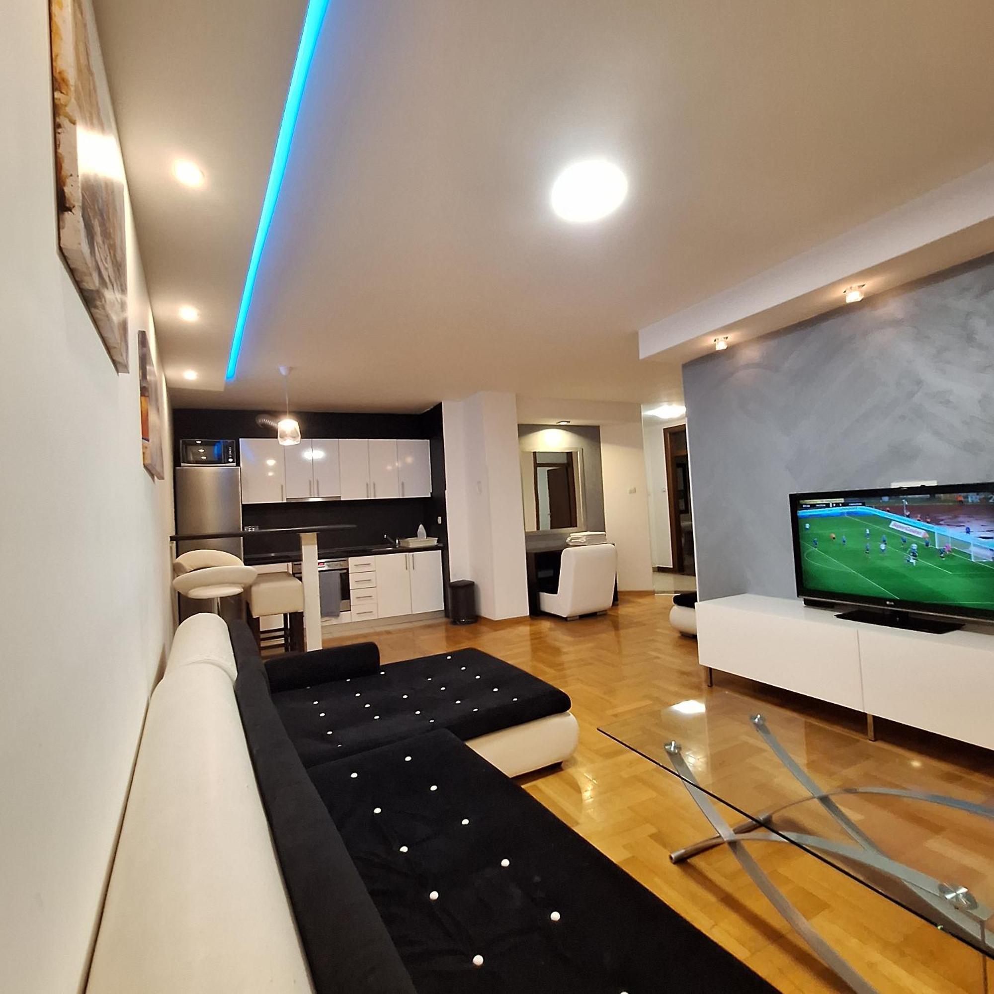באניה לוקה Luks Apartment מראה חיצוני תמונה