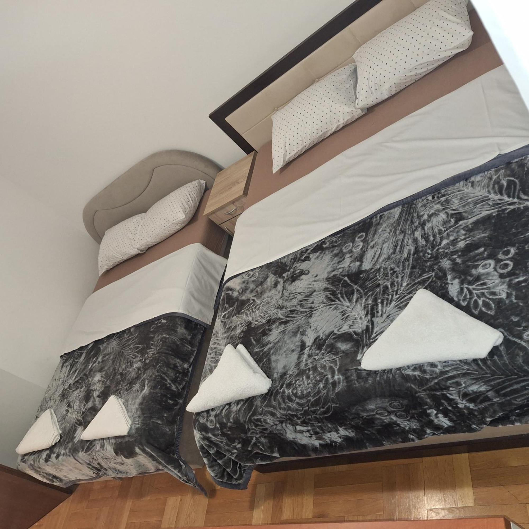 באניה לוקה Luks Apartment מראה חיצוני תמונה