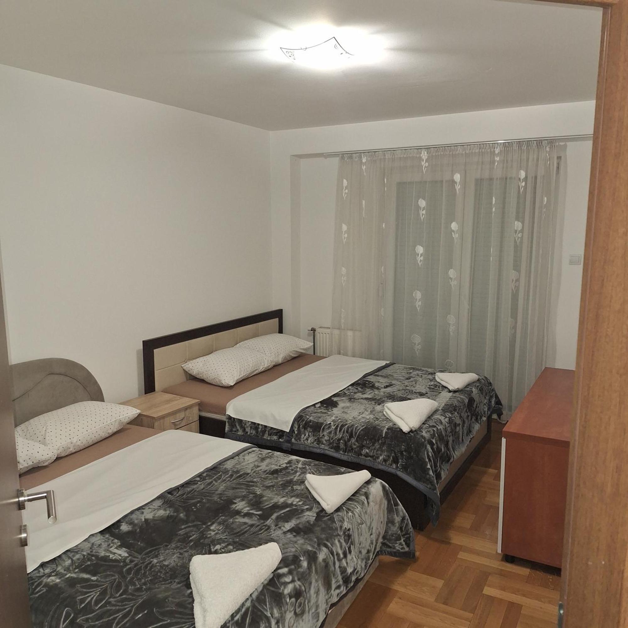 באניה לוקה Luks Apartment מראה חיצוני תמונה