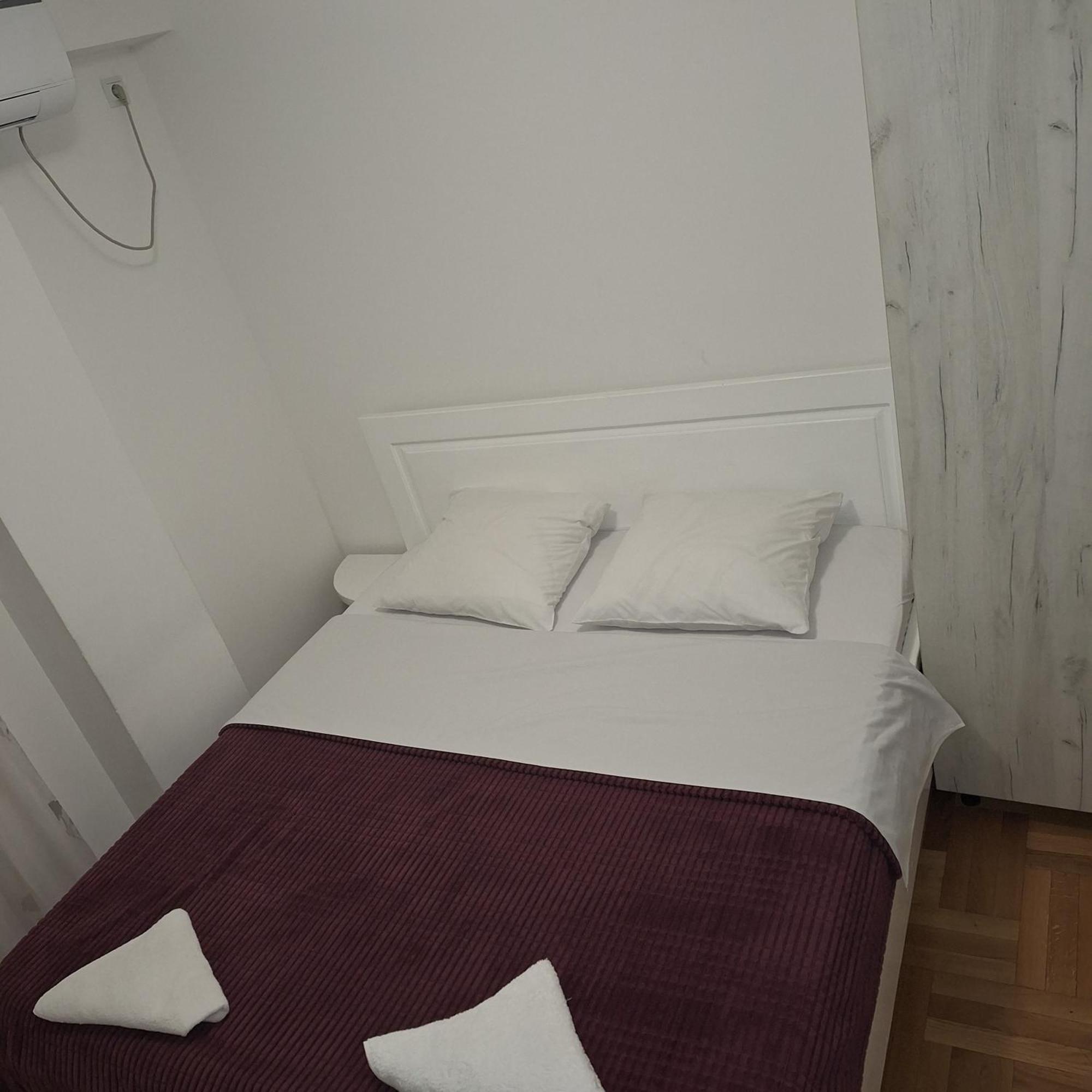באניה לוקה Luks Apartment מראה חיצוני תמונה