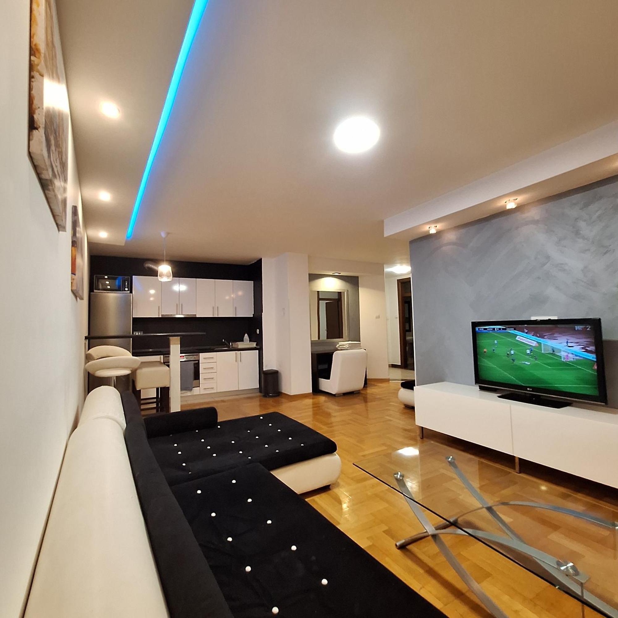 באניה לוקה Luks Apartment מראה חיצוני תמונה