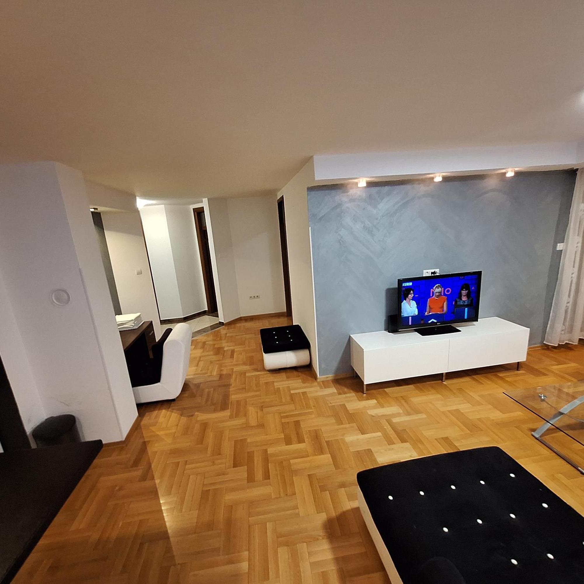 באניה לוקה Luks Apartment חדר תמונה